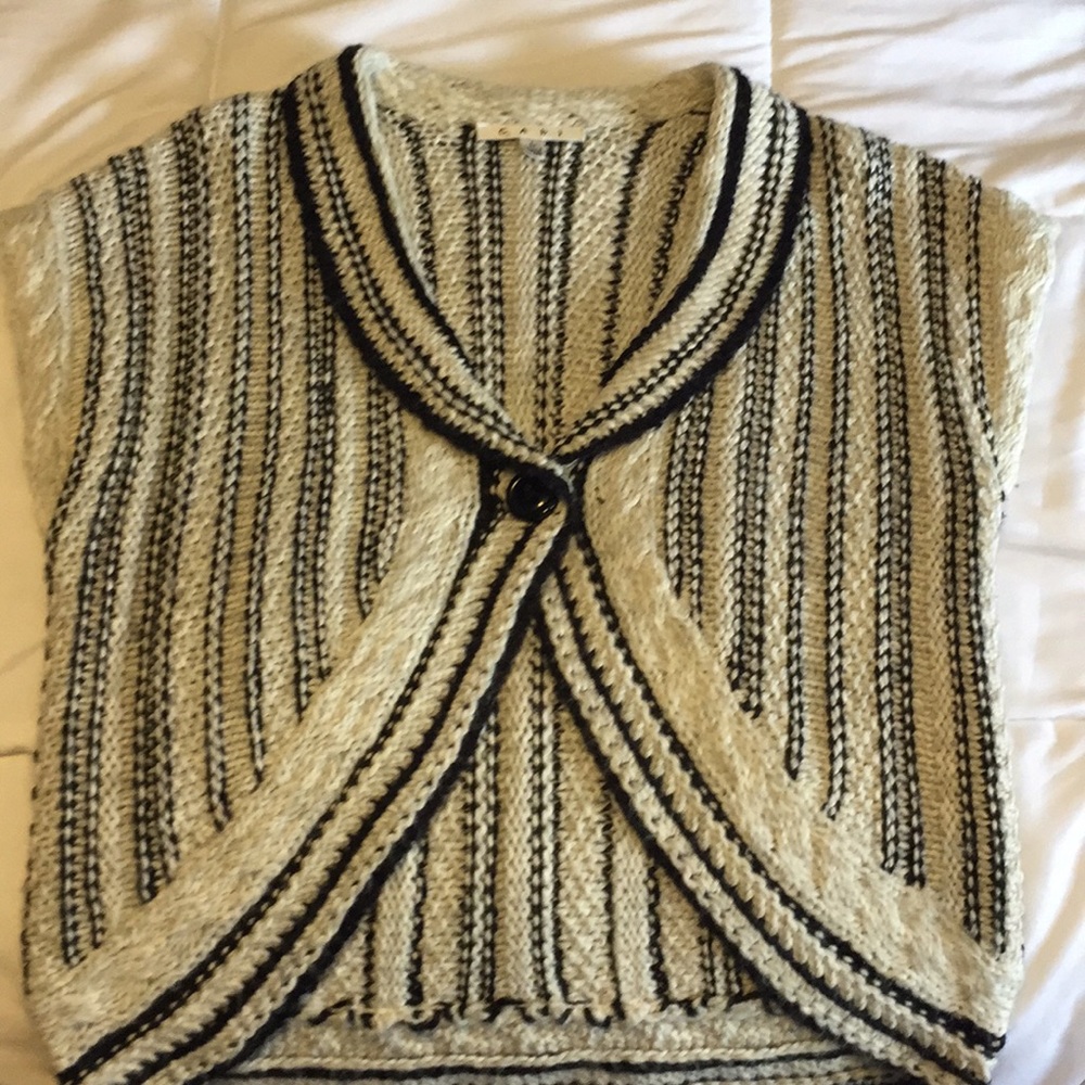 Cabi Sweater Wrap